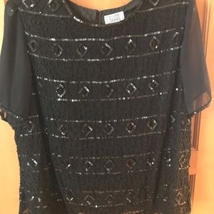 BLACK SEQUIN TOP SIZE 2X